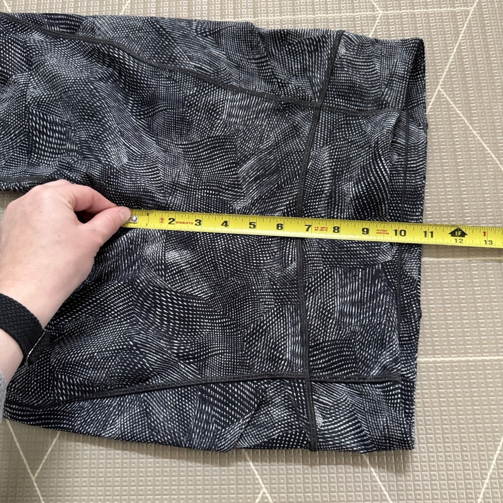 Lululemon Time To Sweat Crop 23" Size 10 Velocity‎ Mesh Black LW6AX8S Pockets! - Picture 8 of 9